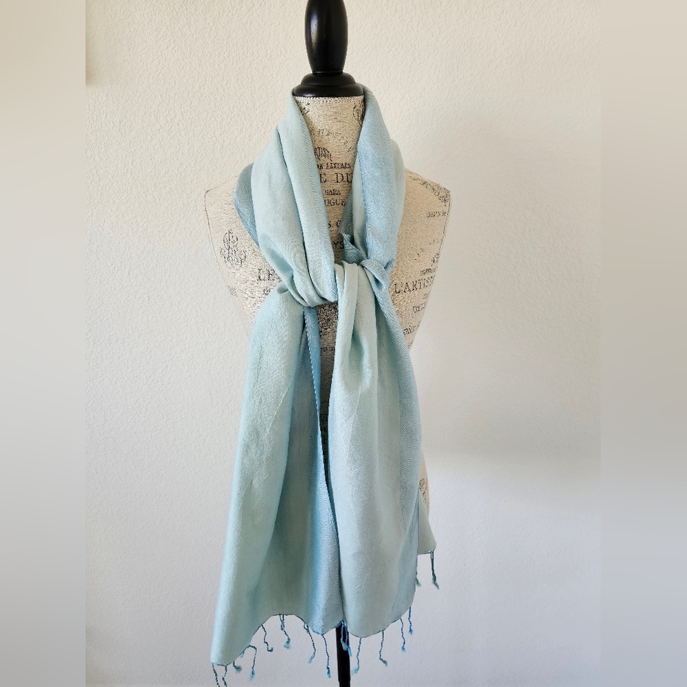 Liz Claiborne Light Blue Silk Blend Scarf Herringbone Weave with Fringe